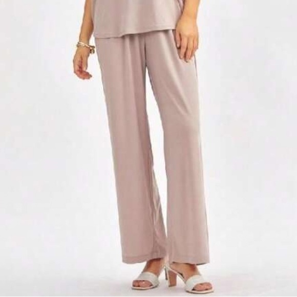 Dear Scarlett Pants - Dear Scarlett Tan Wide Leg Pants with Relaxed Fit and Elastic Waistband size XL